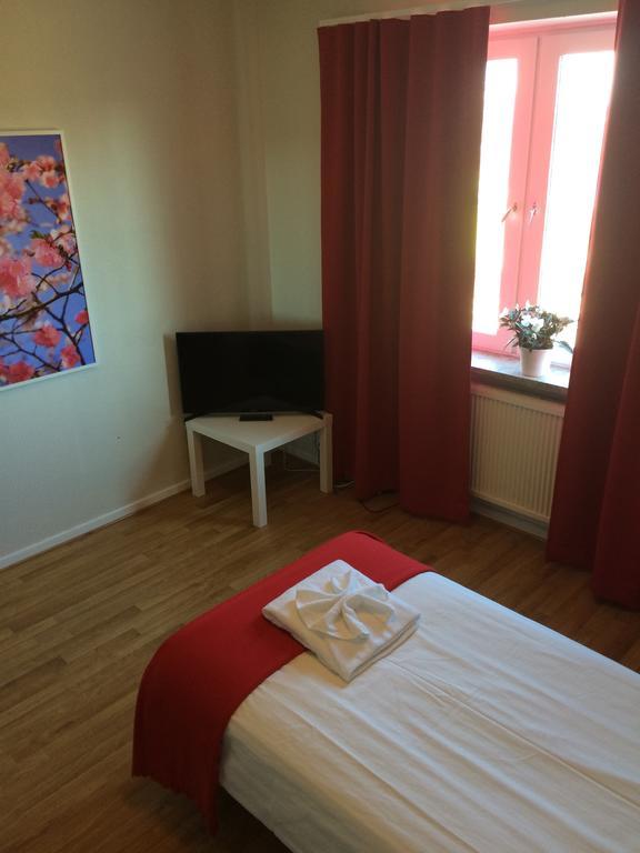 Hotell Oestergyllen Linkoping Bagian luar foto